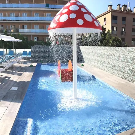 Maria Del Mar リョレート・デ・マル