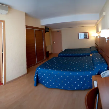 Maria Del Mar ホテル 4*