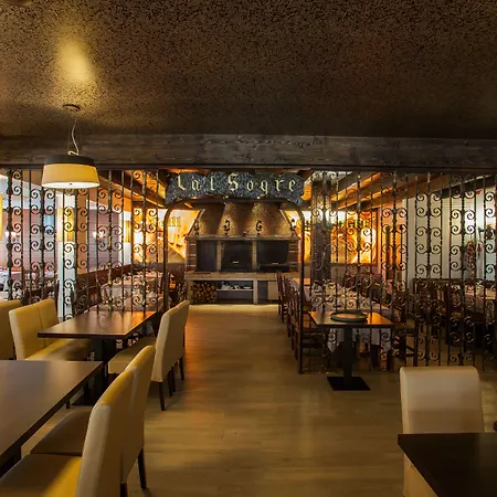 Maria Del Mar ホテル 4*