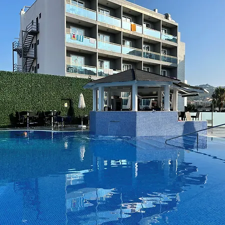 Maria Del Mar リョレート・デ・マル